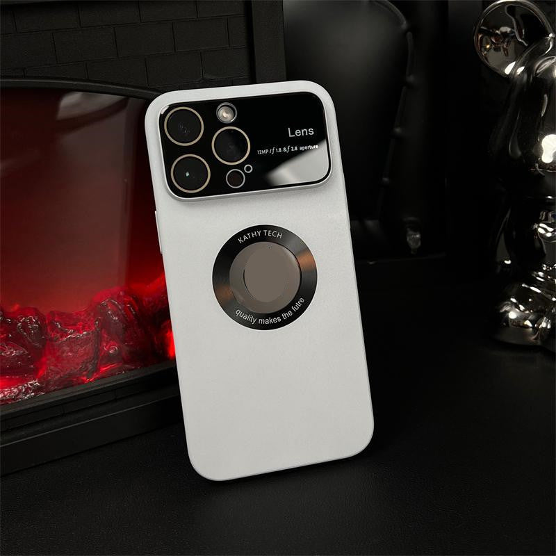 iPhone Case with Magnetic Charging