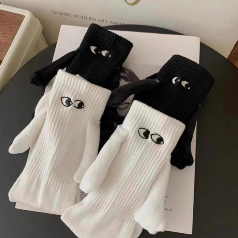 🧦Funny Hand In Hand Socks, Couple Magnetic Holding Hands Socks