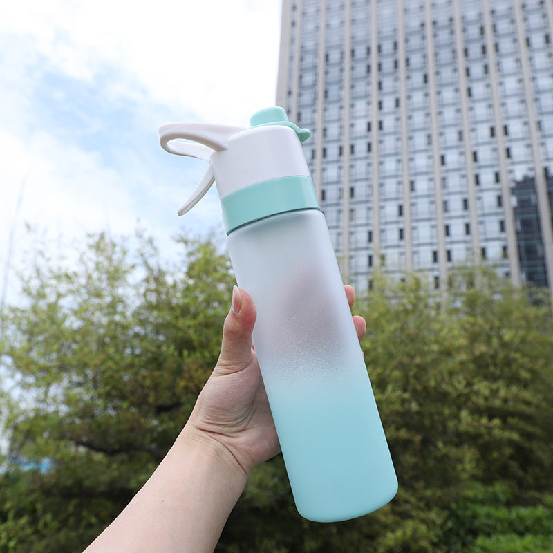 Large Capacity Portable Outdoor Sports Spray Bottle